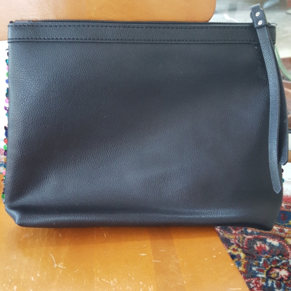 Victoria secret makeup bag - Picture 2 of 7